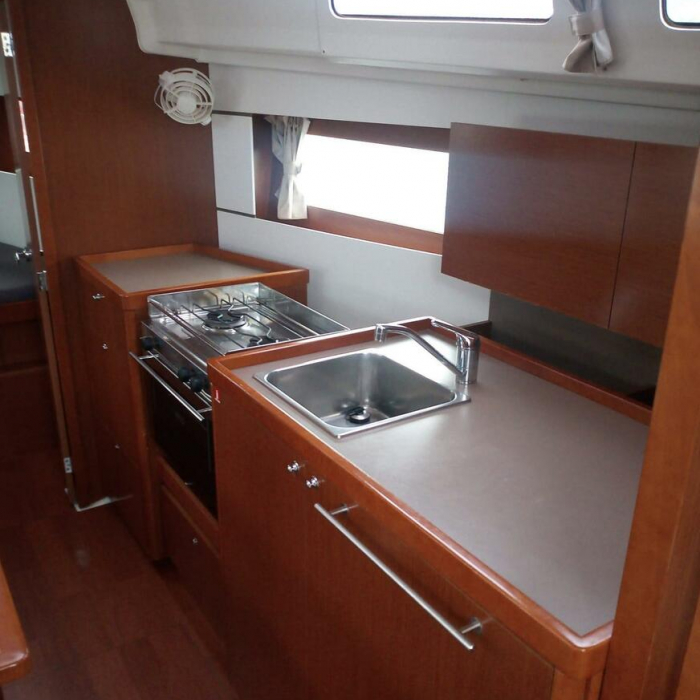 Beghe | Oceanis 350 photo 5