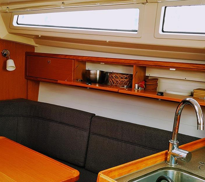 Salsa | Bavaria Cruiser 33 photo 2