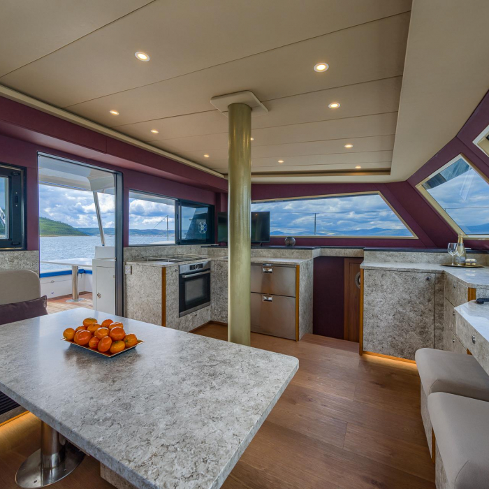 Blue | Luna 49 photo 5