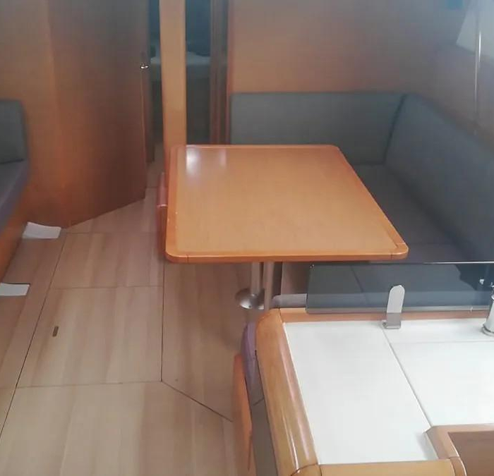 Captain Tzinos | Sun Odyssey 439 photo 12