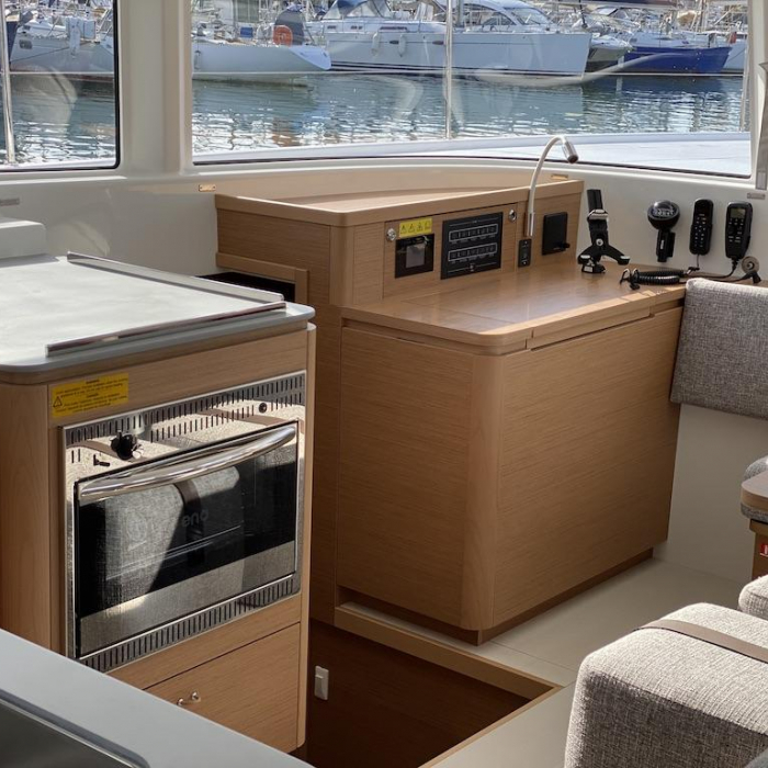 Arabella | Excess 14 photo 9