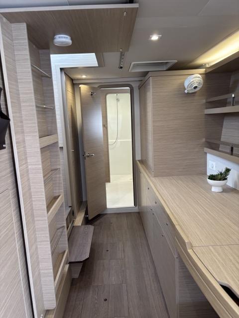 BONA NOVA | Lagoon 420 photo 14