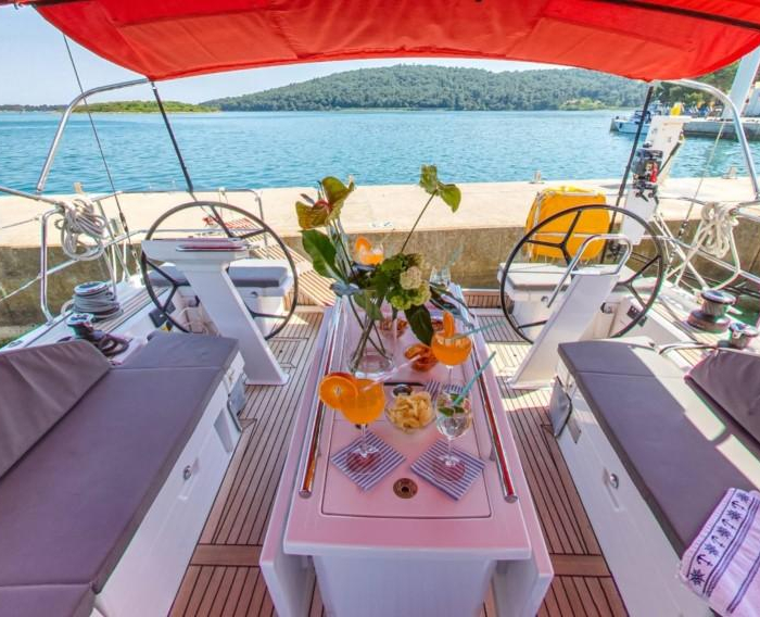 Nauti Buoy | Oceanis 46.1 photo 12