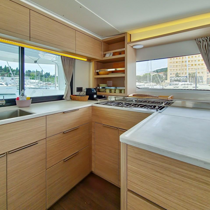 Felicita | Lagoon 46 photo 16