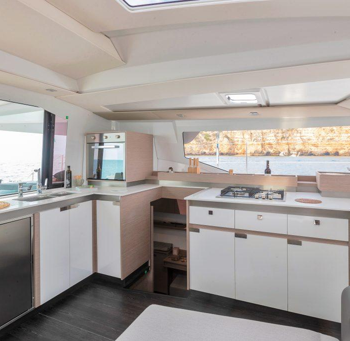 Fugu II | ELBA 45 A/C & GEN photo 9