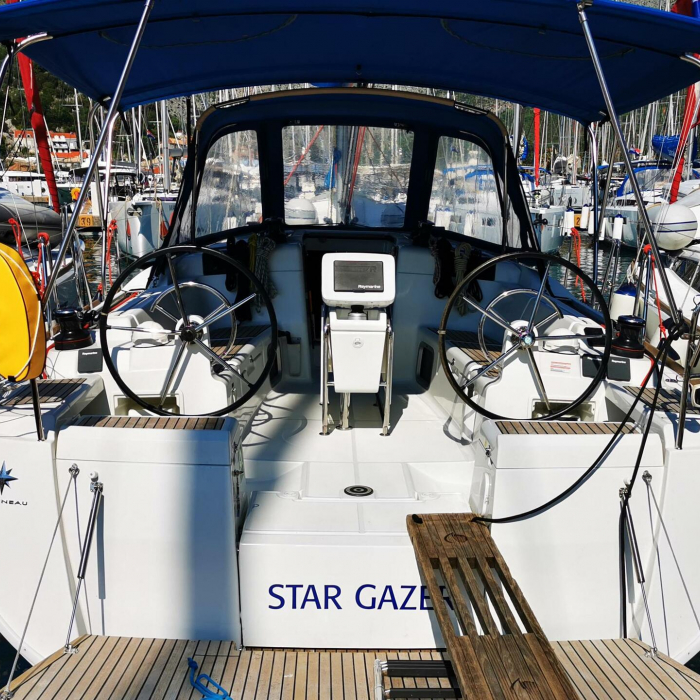 Star Gazer | Sun Odyssey 419 photo 2