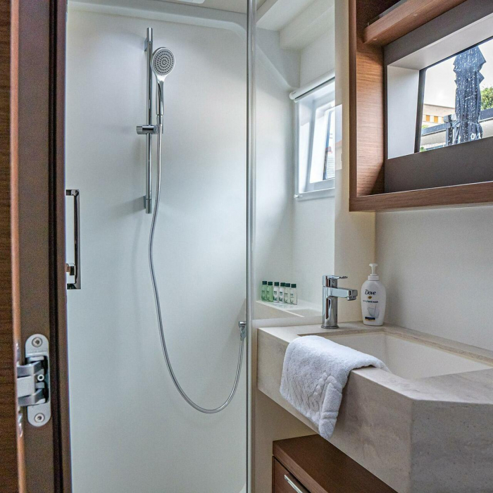 PRINCESS KISS | Lagoon 50 photo 30