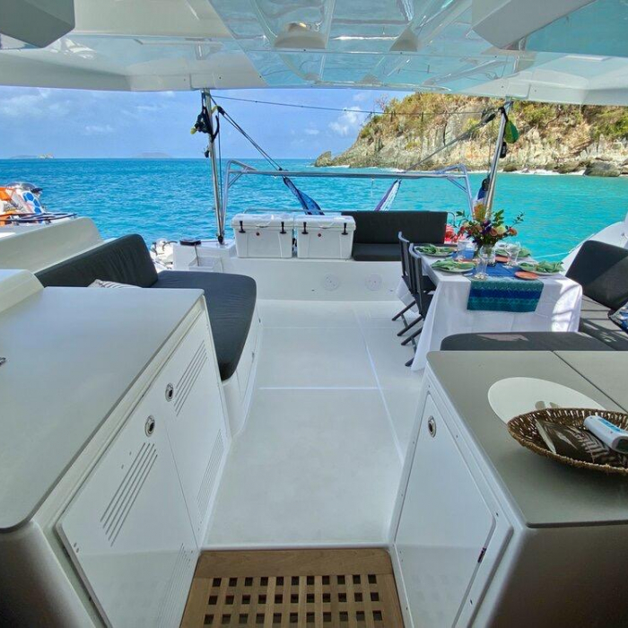 Maryna | Lagoon 46 photo 7