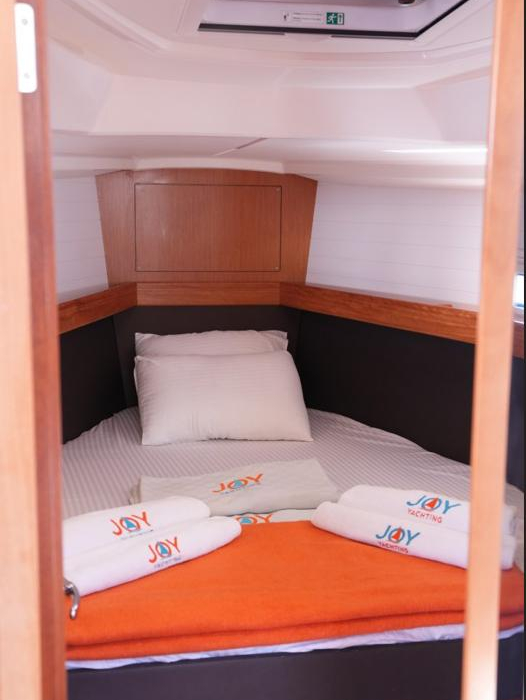 Roger Rabbit | Bavaria Cruiser 37 photo 9