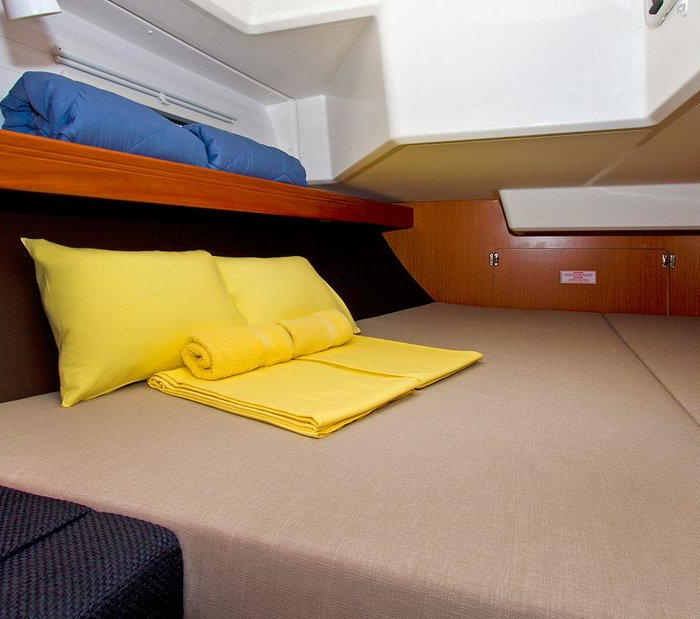 Lirica | Bavaria Cruiser 37 photo 17