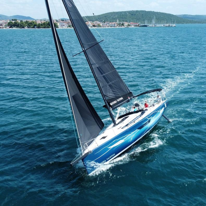 Thor | Elan E6 Performance photo 3