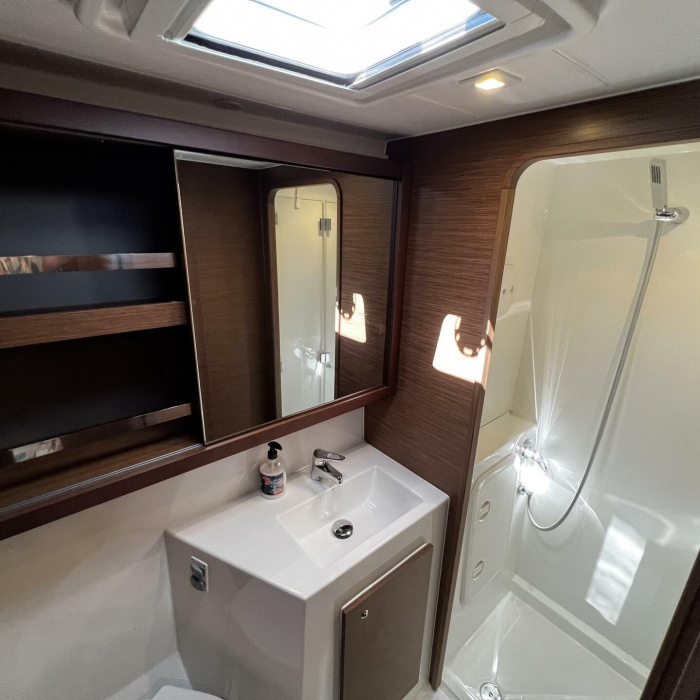 Odessa | Lagoon 42 photo 11