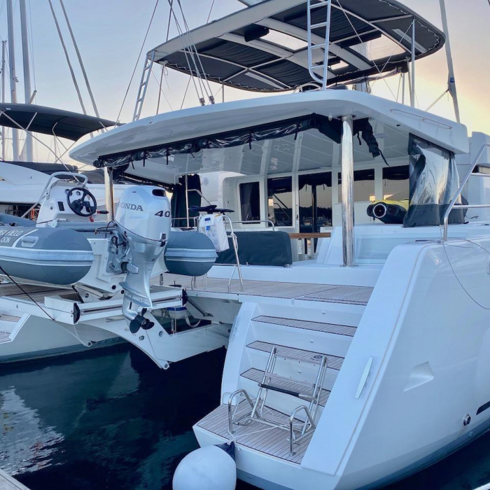 Jolie | Lagoon 52F photo 10