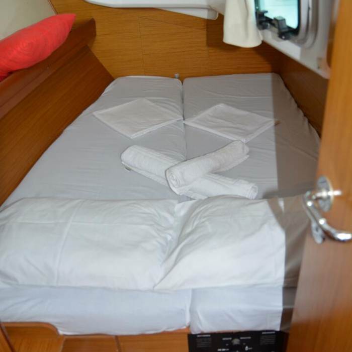 Billis | Sun Odyssey 36i photo 19