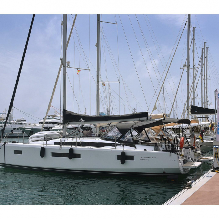 Naoussa | Sun Odyssey 410 photo 2