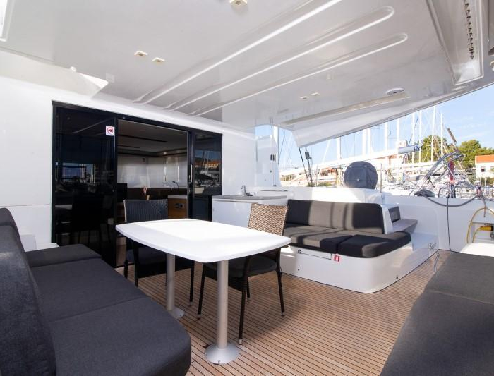 Zuzo 1ST | Lagoon 50 photo 50