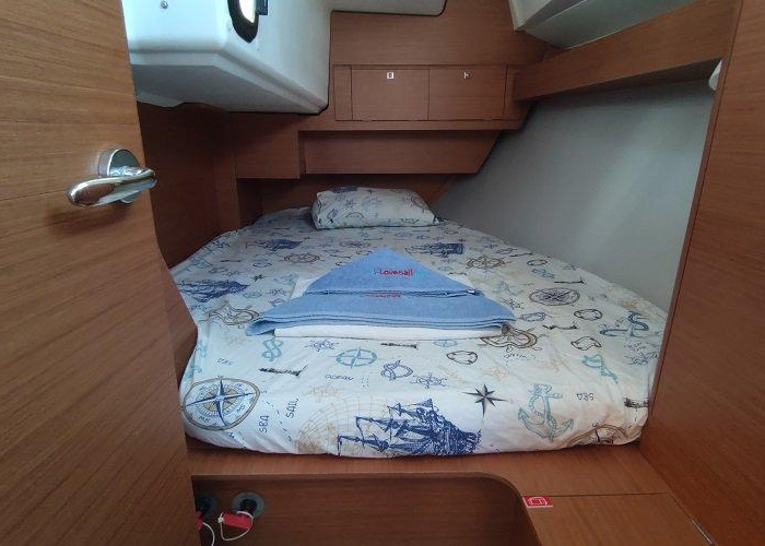 Gracia | Dufour 360 GL photo 17