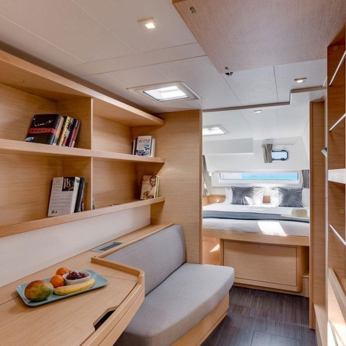 Miss Nastazia | Lagoon 42 photo 18