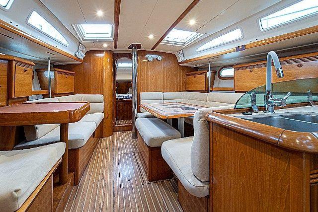 Tatanos | Sun Odyssey 43 photo 27