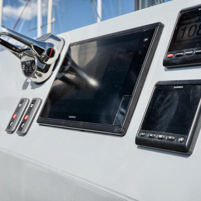 Katamaran | Luna 49 photo 8