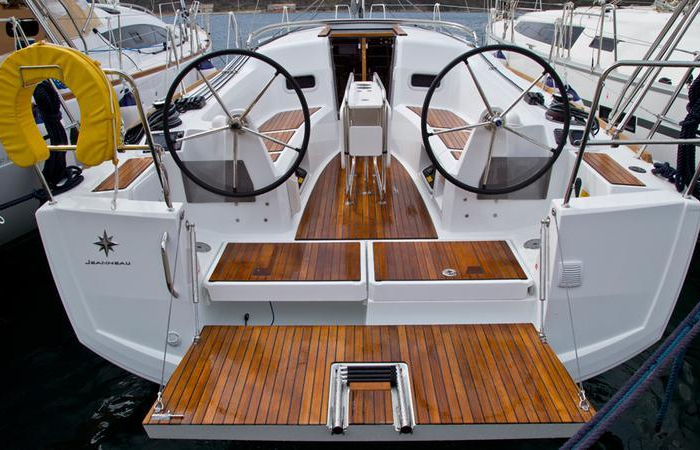 SheShe | Sun Odyssey 349 photo 1