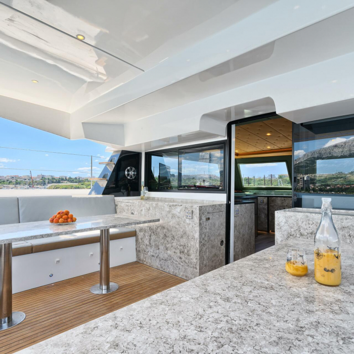 Gold | Luna 49 photo 13