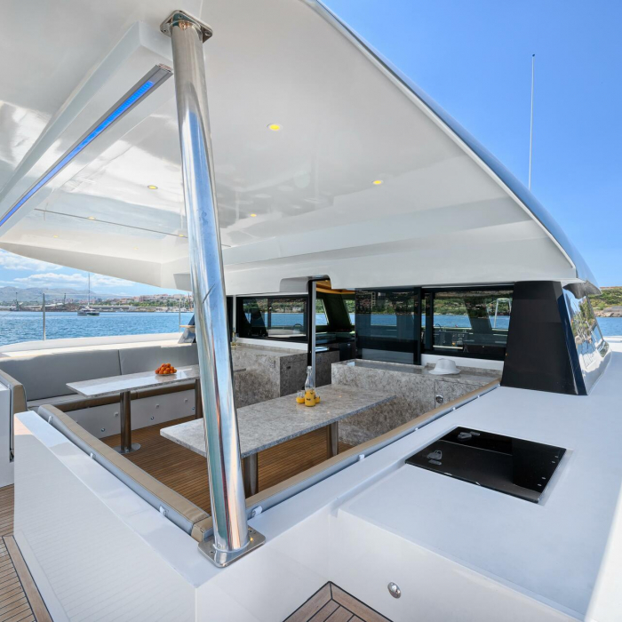 Gold | Luna 49 photo 2