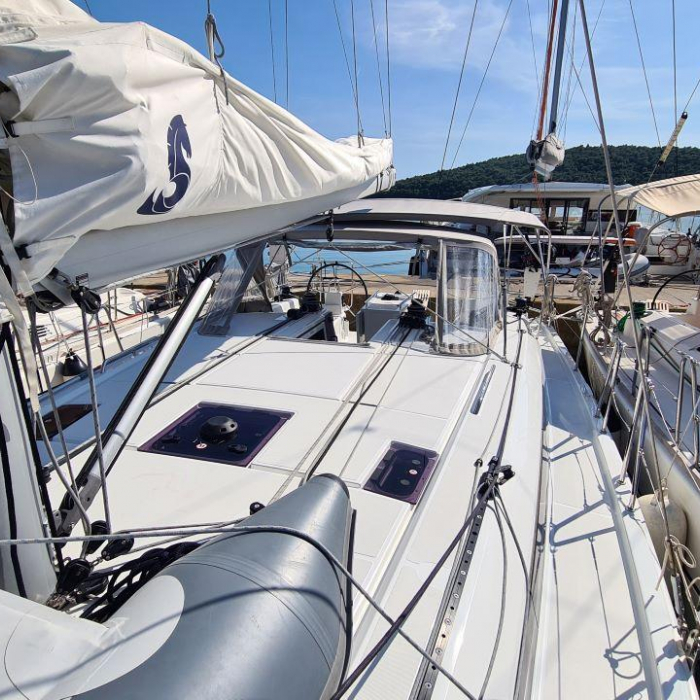 Nuvola | Oceanis 40.1 photo 12