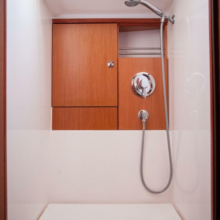 Easy Point | Bavaria Cruiser 46 photo 2