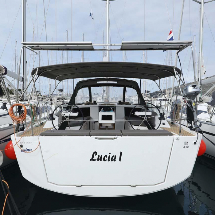 Lucia 1 | Dufour 430 photo 29