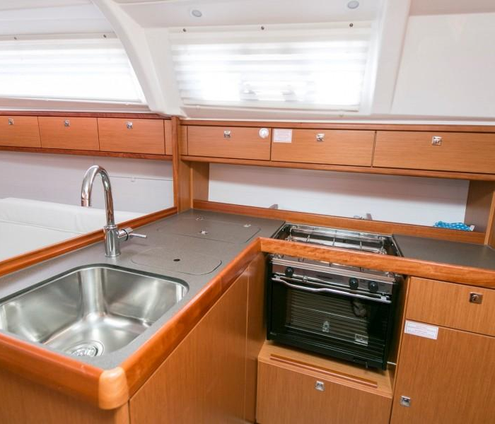 Alani | Bavaria Cruiser 37 photo 15