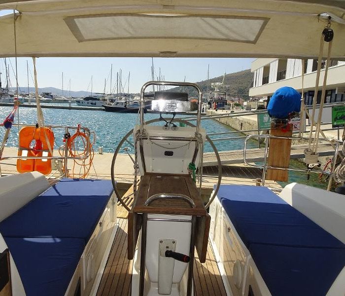 Adora | Bavaria 36 Cruiser photo 8