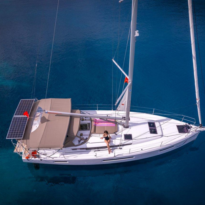 Trinity | Sun Odyssey 440 photo 3