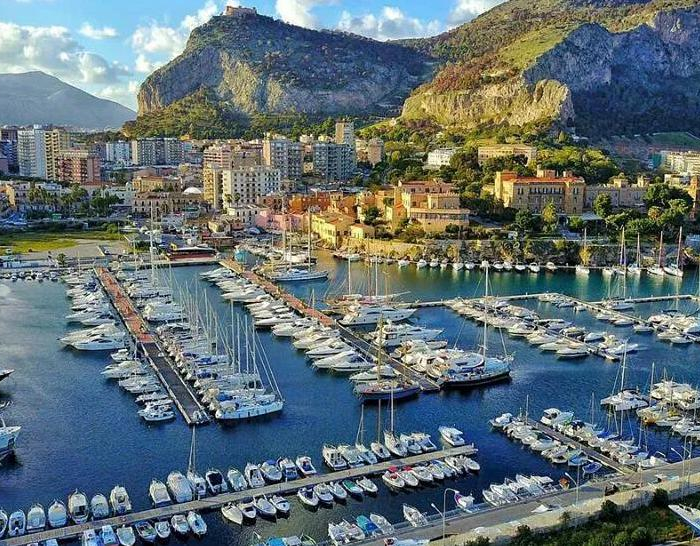 Anfitrite | Bavaria Cruiser 46 photo 15