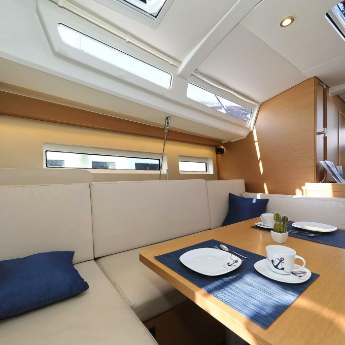 Dioniz | Sun Odyssey 490 photo 4