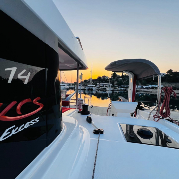 Arabella | Excess 14 photo 4