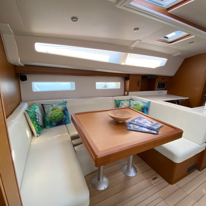 Katrina | Jeanneau 51 photo 17