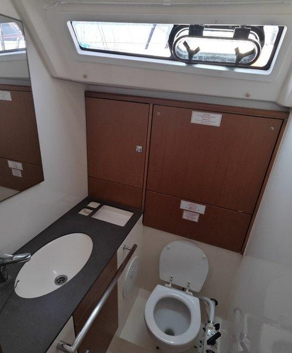 Simba | Bavaria 46 C photo 20