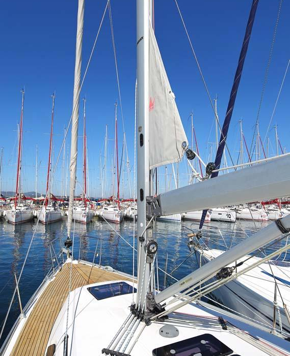 Oracle | Bavaria Cruiser 37 photo 5