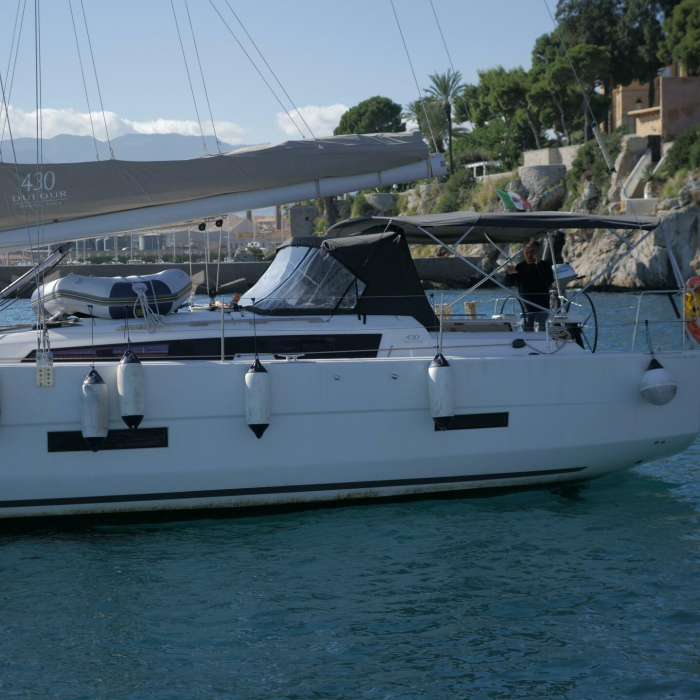 Bloody Mary | Dufour 430 photo 17