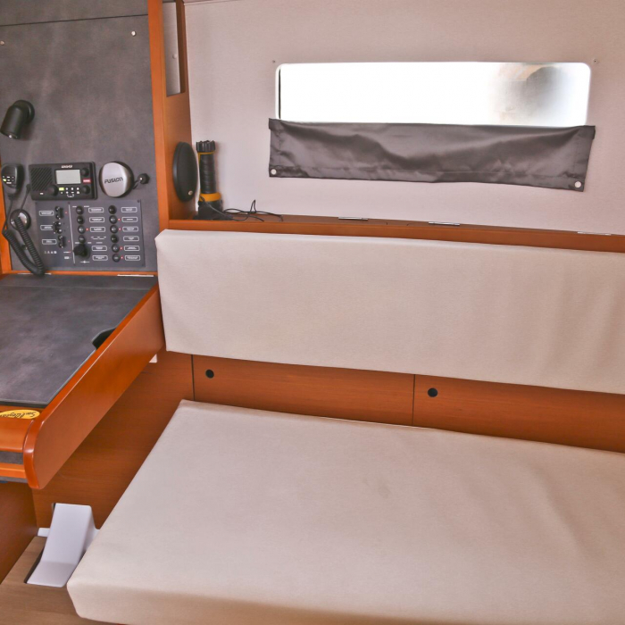 Dynamene | Sun Odyssey 349 photo 12