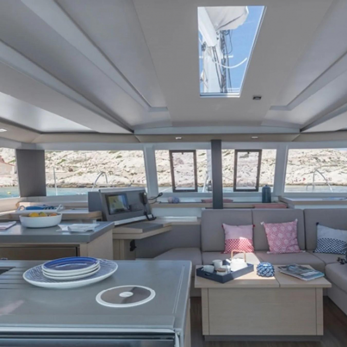 Gabian | Astrea 42 photo 2