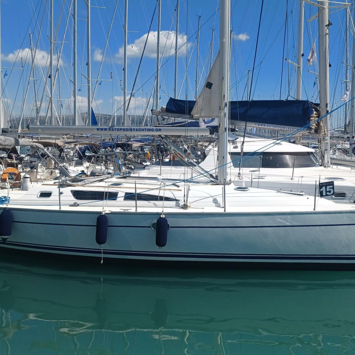 Evina | Sun Odyssey 40.3 photo 3