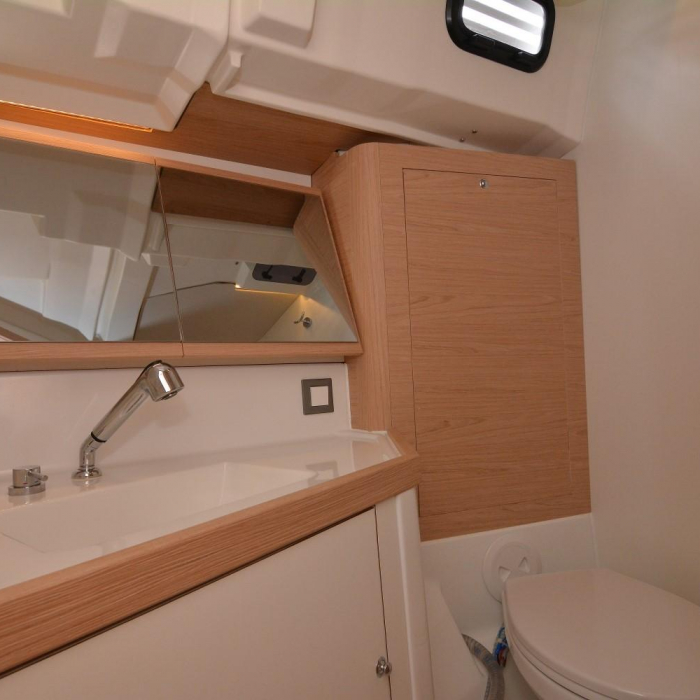 abb4-19 | Oceanis 46.1 photo 7