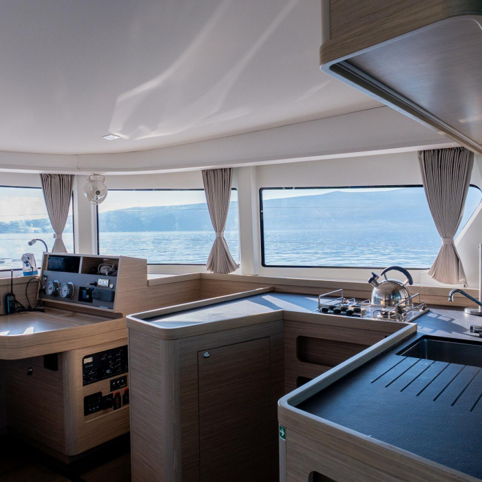 Lyubushka | Lagoon 42 photo 26