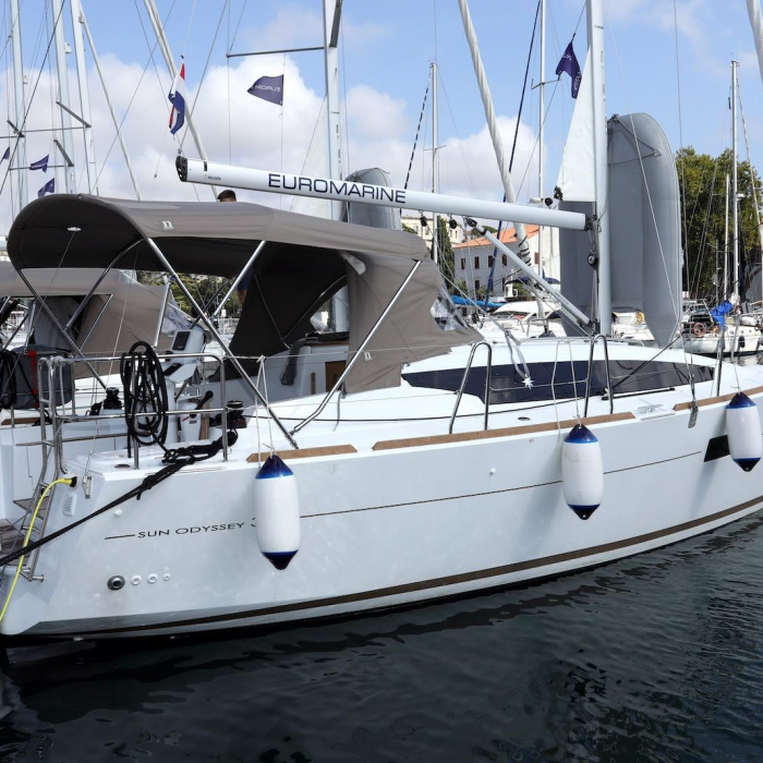 Tatjana | Sun Odyssey 319 photo 3