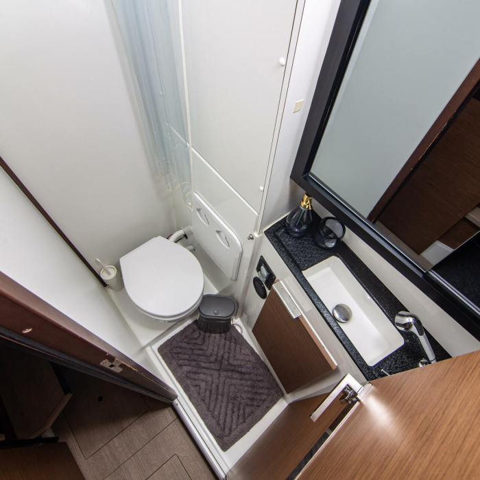 Sol Invictus VIP-equipped | Lagoon 40 photo 10