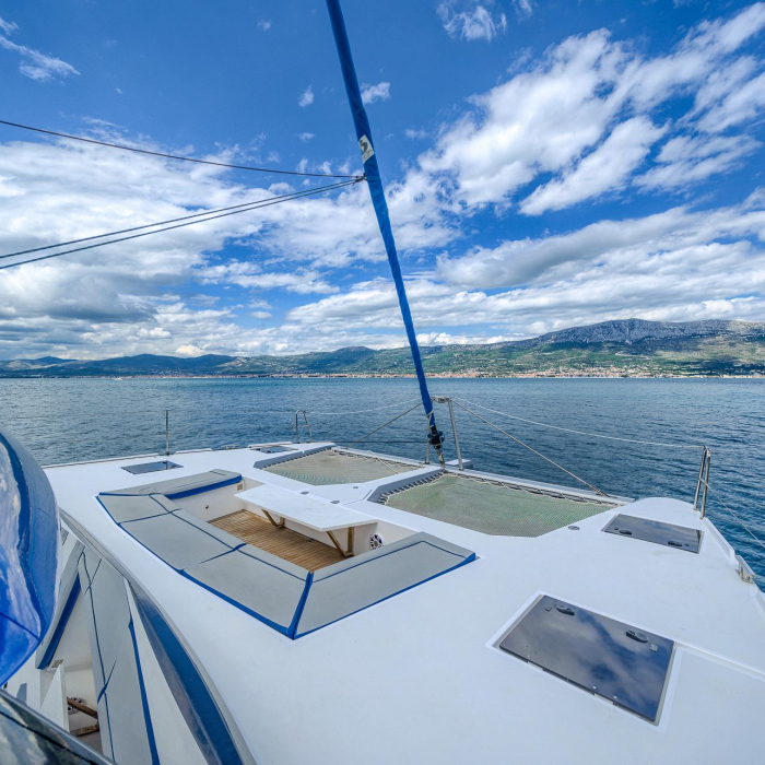 Blue | Luna 49 photo 21