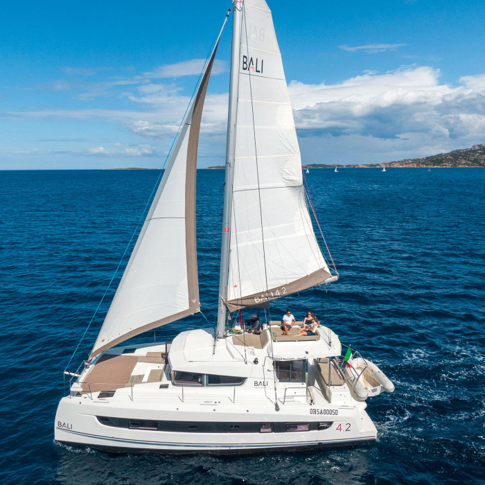 ORSA 5 - A/C, Generator, Water maker | Bali 4.2 photo 18