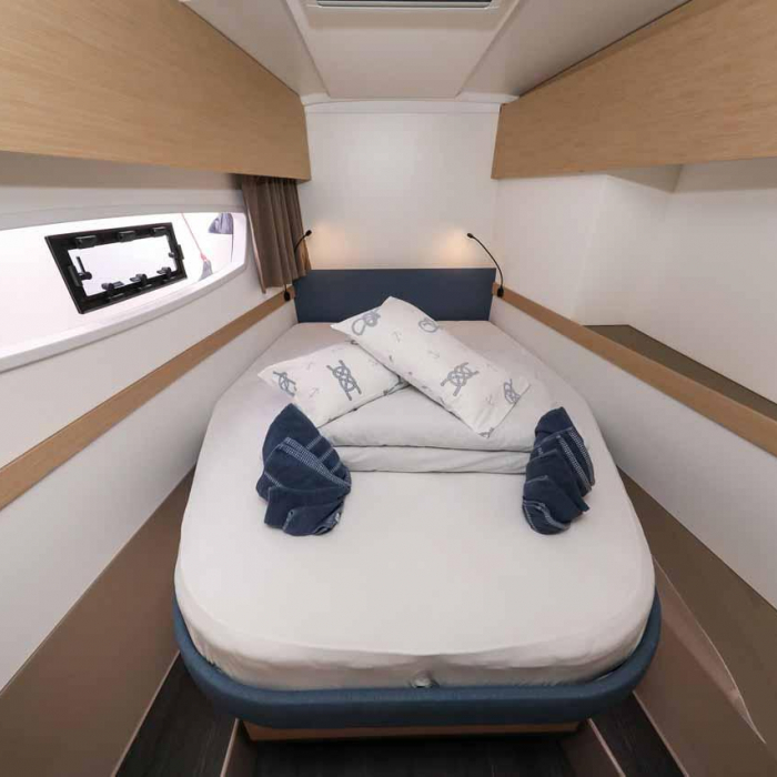 Alchiba | Fountaine Pajot Astrea 42 photo 8